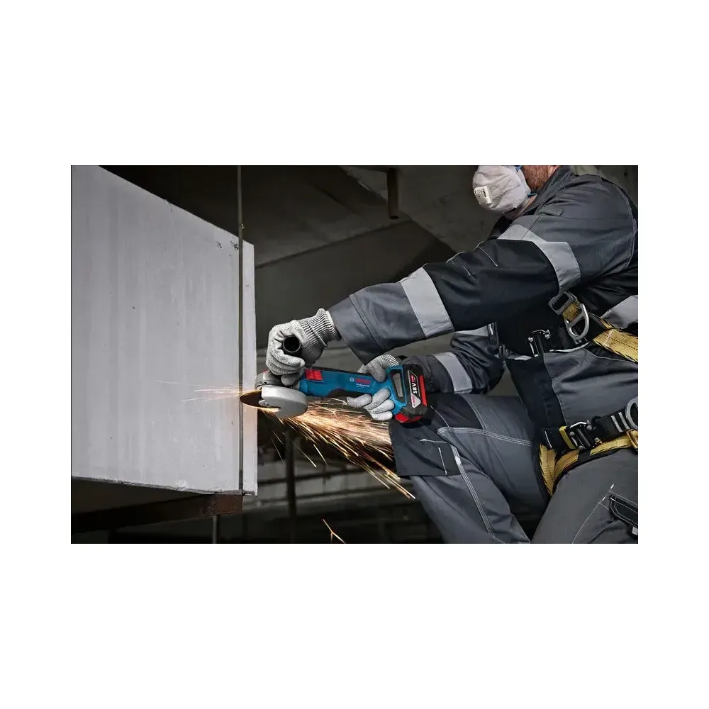 Bosch Angle Grinders PTW06019N9000 Thumbnail 2