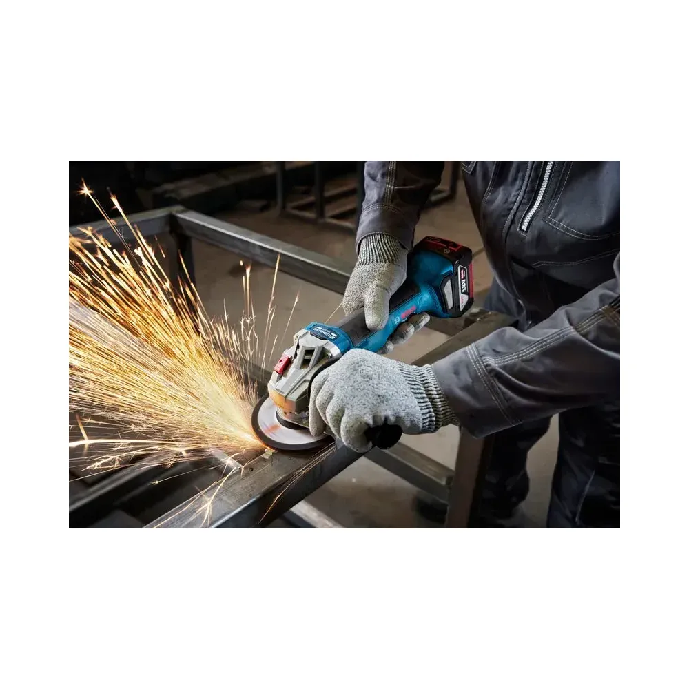 Bosch Angle Grinders PTW06019N9000 Thumbnail 4