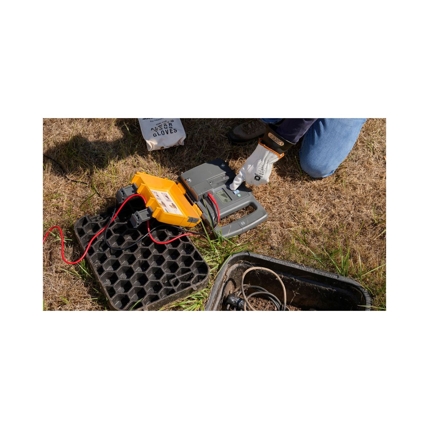 Fluke Underground Cable Locators 2082BT Thumbnail 2