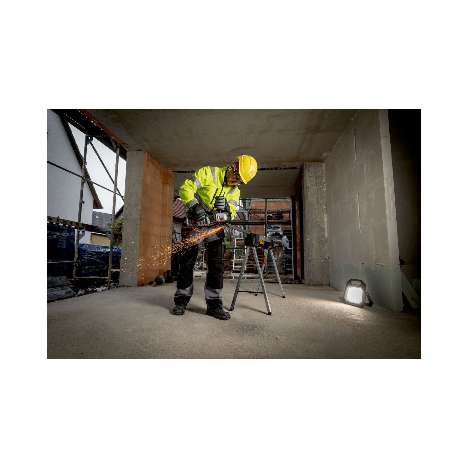 Metabo Angle Grinders 613057660 Thumbnail 4