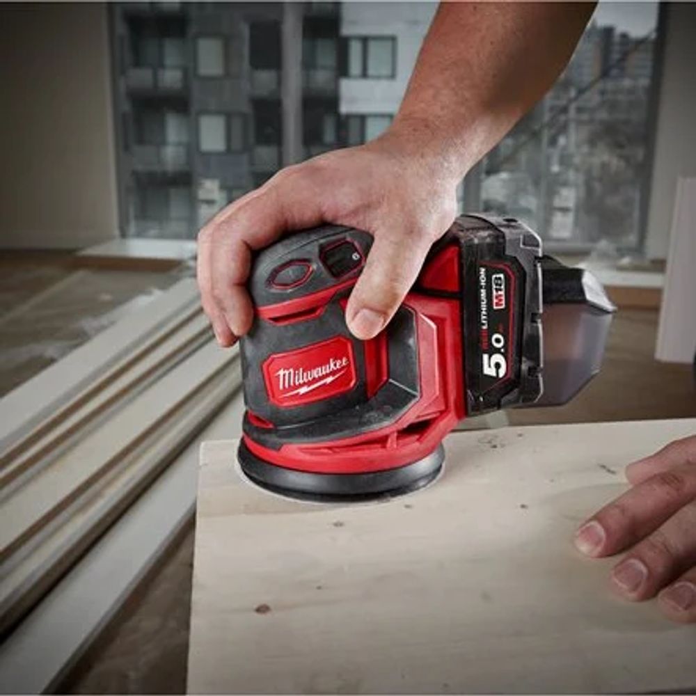 Milwaukee Sanders M18BOS125-0 Thumbnail 2