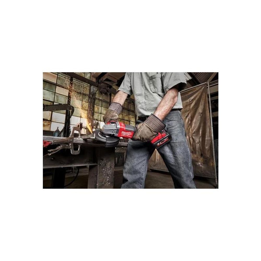 Milwaukee Angle Grinders M18FHSAG125XPDB-552X Thumbnail 5
