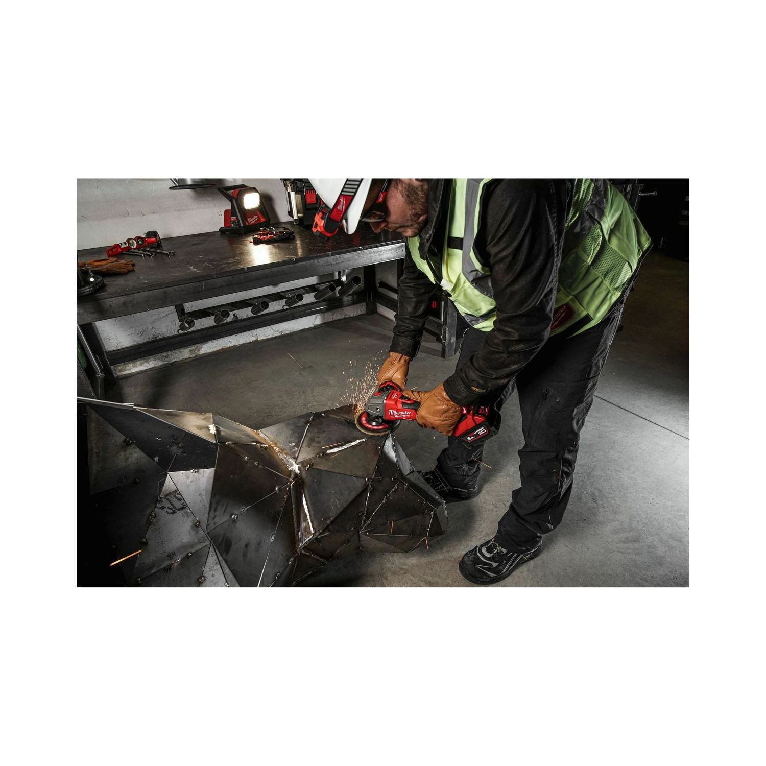 Milwaukee Angle Grinders M18FSAG125XB-0X Thumbnail 4