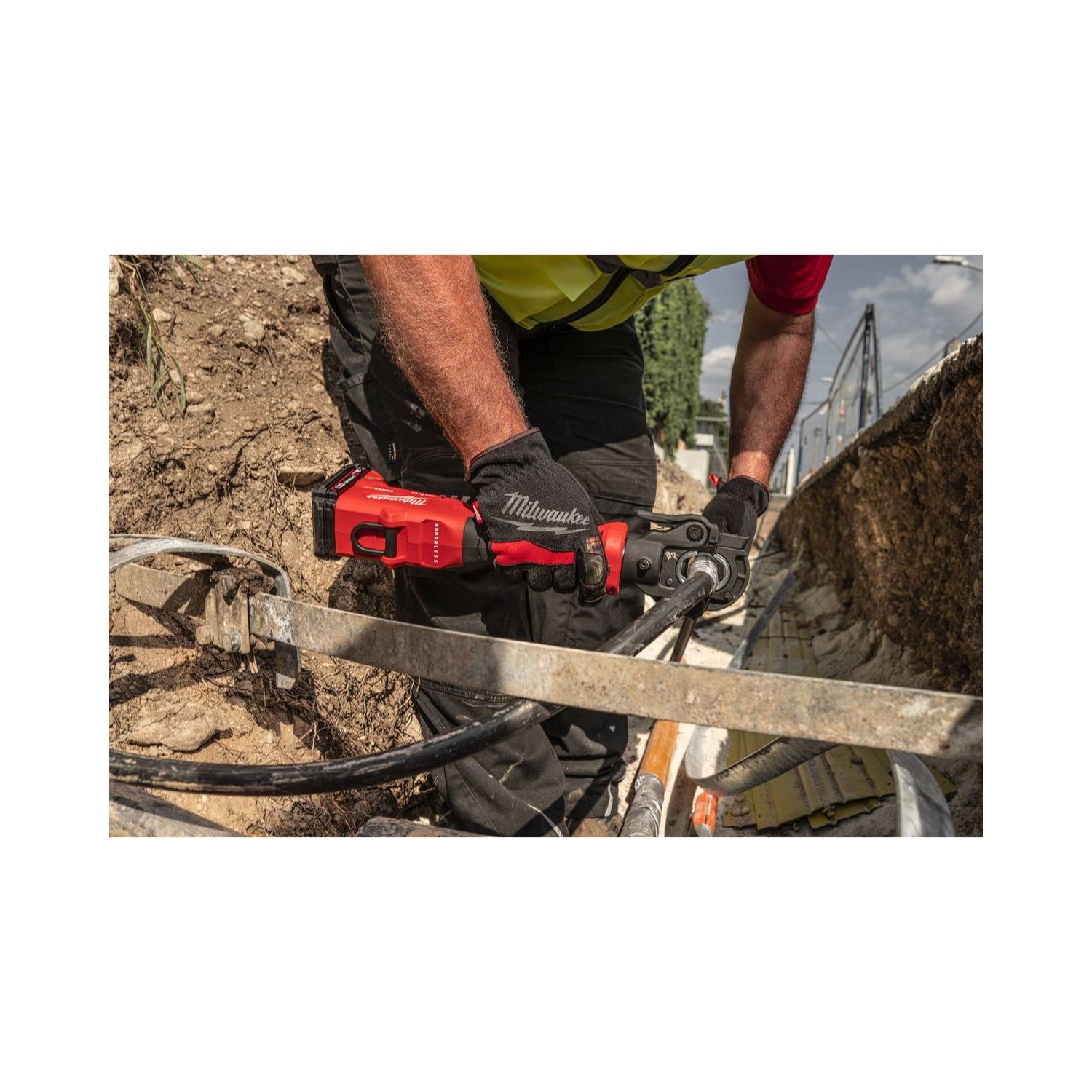 Milwaukee Cordless Hydraulic Crimpers M18ONEHCCT60-0C Thumbnail 13