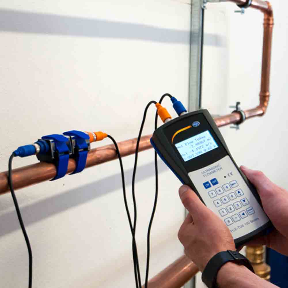 PCE Instruments Ultrasonic Flow Meters TDS 100H Thumbnail 1