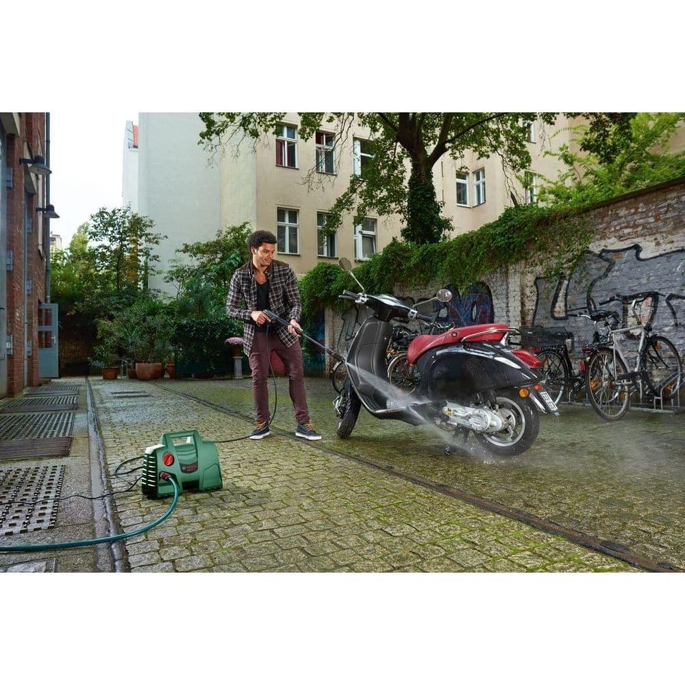 Bosch Pressure Washers EasyAquatak 100 Thumbnail 1