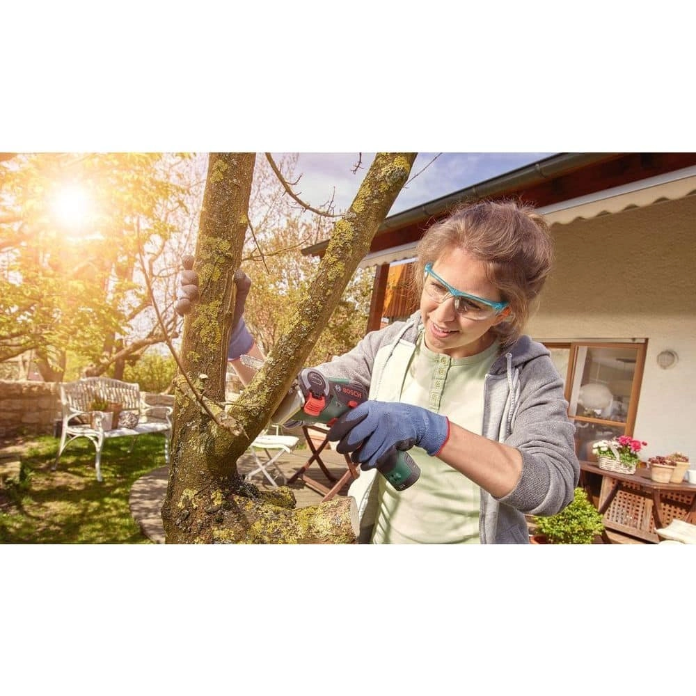 Bosch Chainsaws EasyCut 12 LI Thumbnail 2