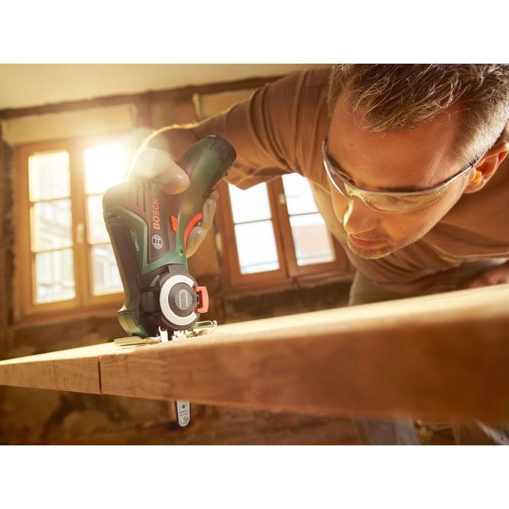 Bosch Chainsaws EasyCut 12 LI Thumbnail 5