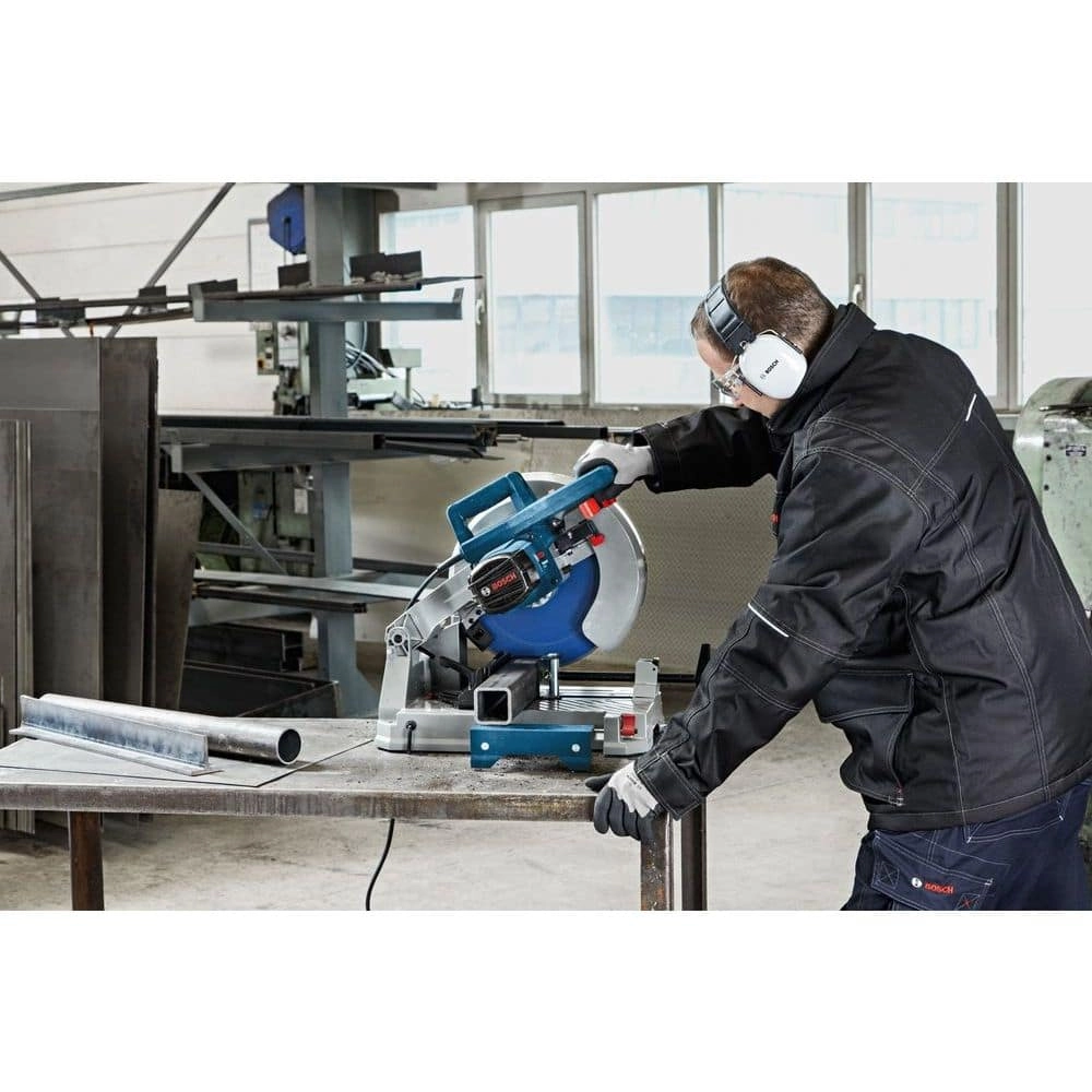 Bosch Chop Saws GCD 12 JL Thumbnail 3