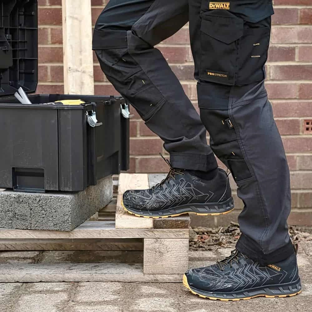 Dewalt Safety Shoes 60233-101-43 Thumbnail 4