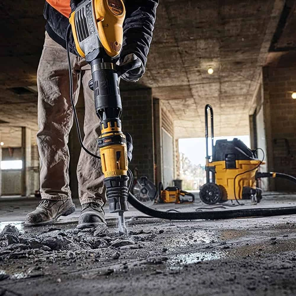 Dewalt Chipping And Demolition Hammers D25901K-B4 Thumbnail 1