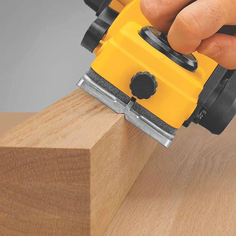 Dewalt Electric Planers D26676-B5 Thumbnail 4