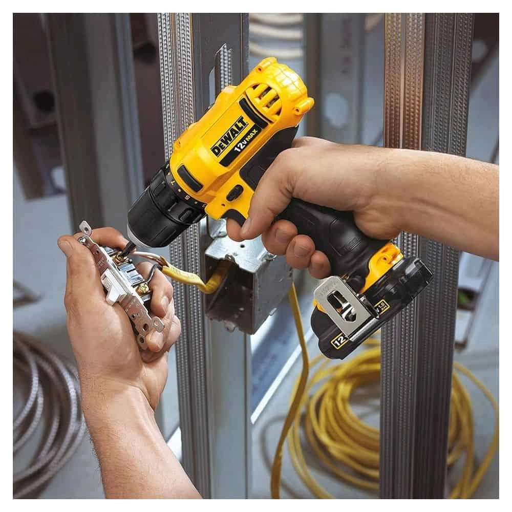 Dewalt Drill Drivers DCD710C2P-B5 Thumbnail 2