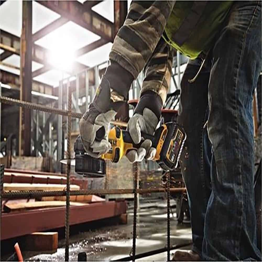 Dewalt Angle Grinders DCG414T2-GB Thumbnail 4