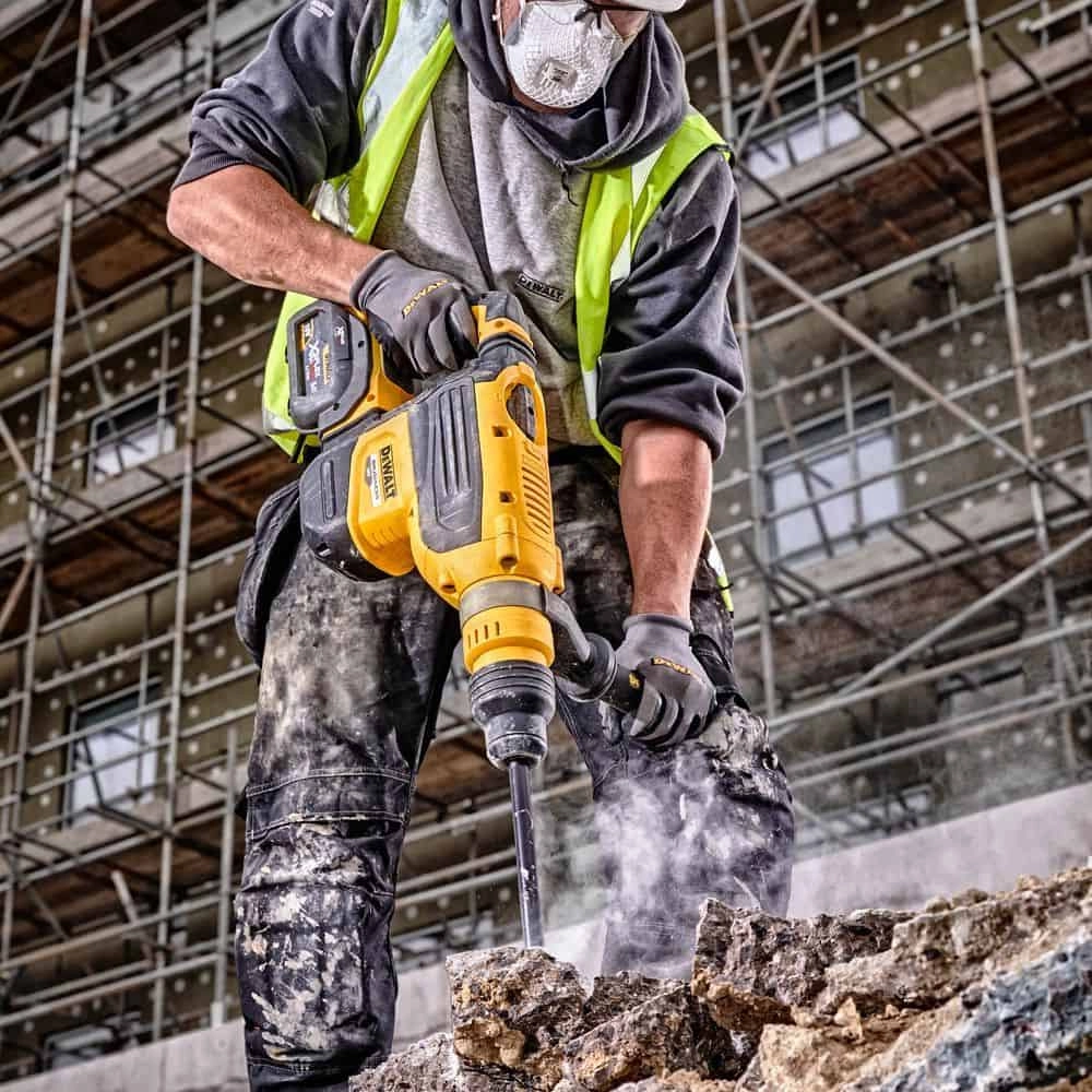 Dewalt Rotary Hammers DCH733X2-GB Thumbnail 3