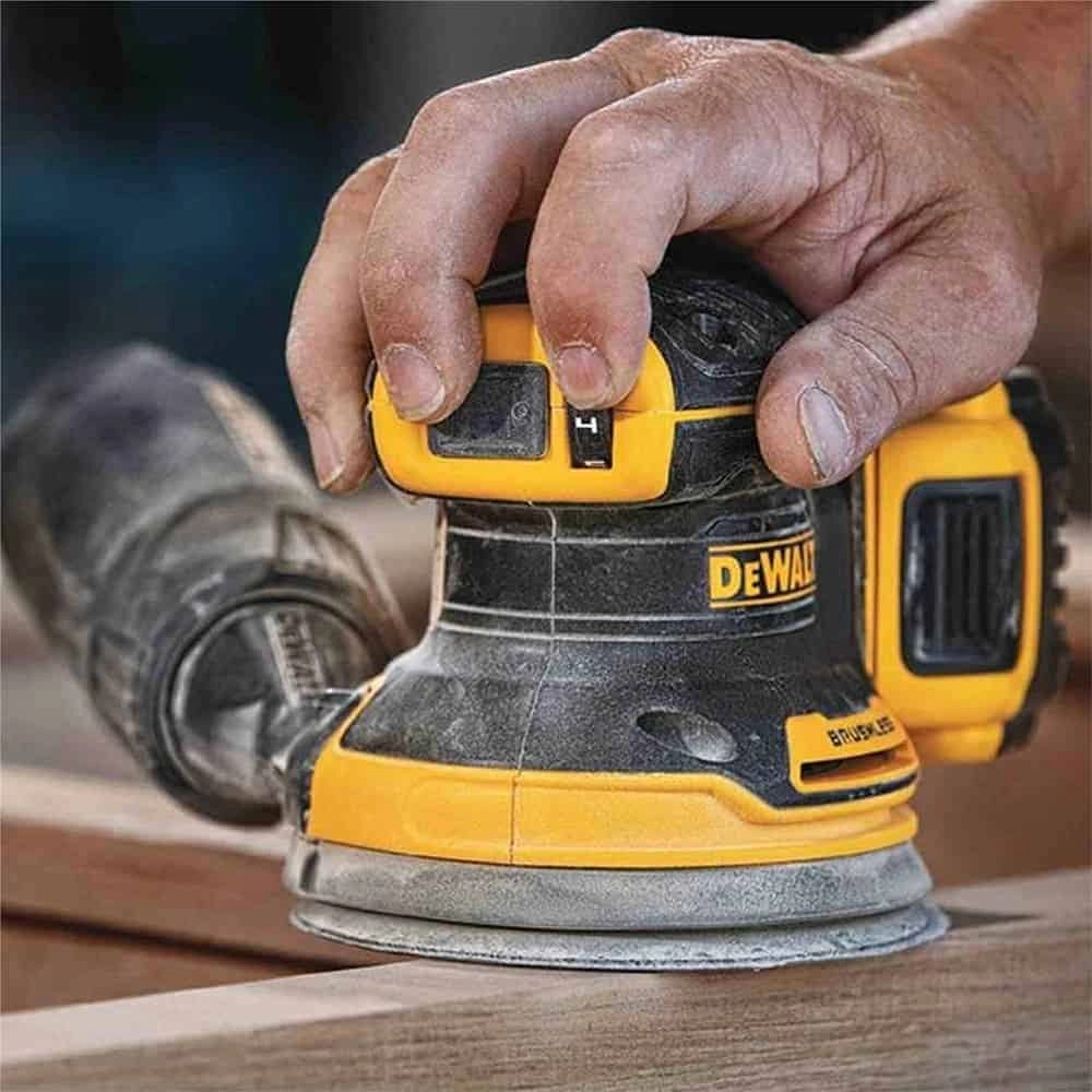 Dewalt Sanders DCW210P2-GB Thumbnail 3