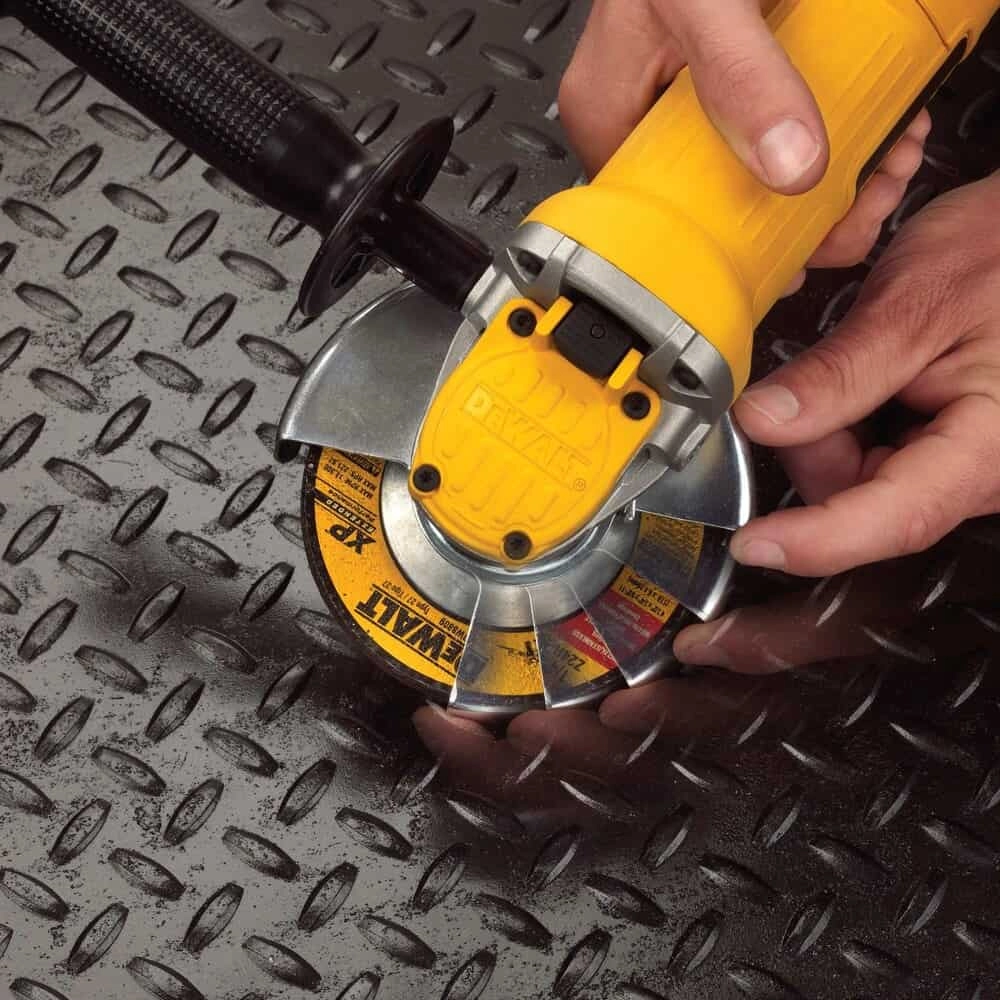Dewalt Angle Grinders DWE4120-B4 Thumbnail 2