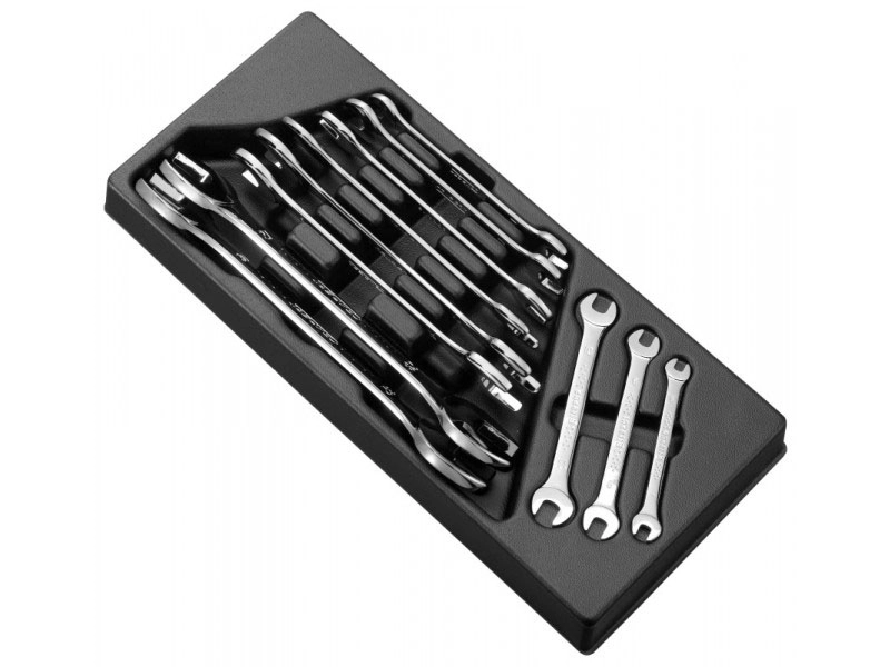 Expert  E111220 Thumbnail 0