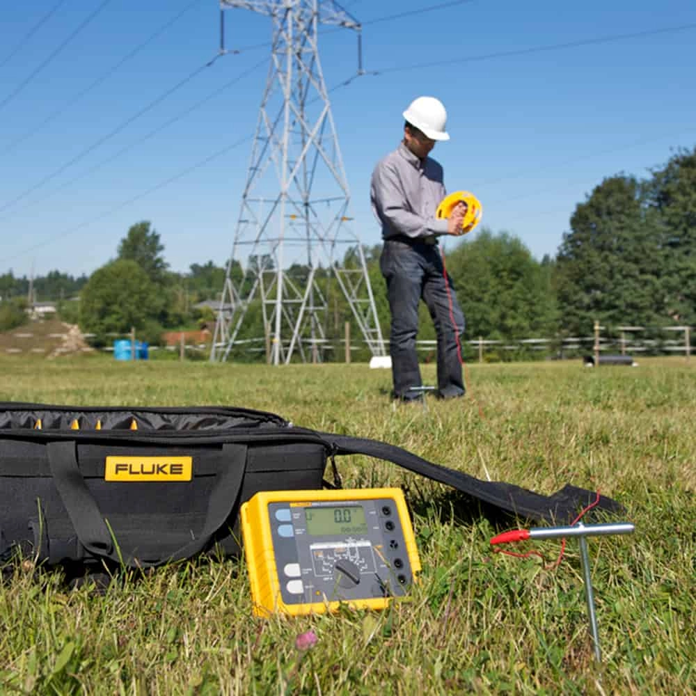 Fluke Earth Ground Testers 1625-2 Thumbnail 3
