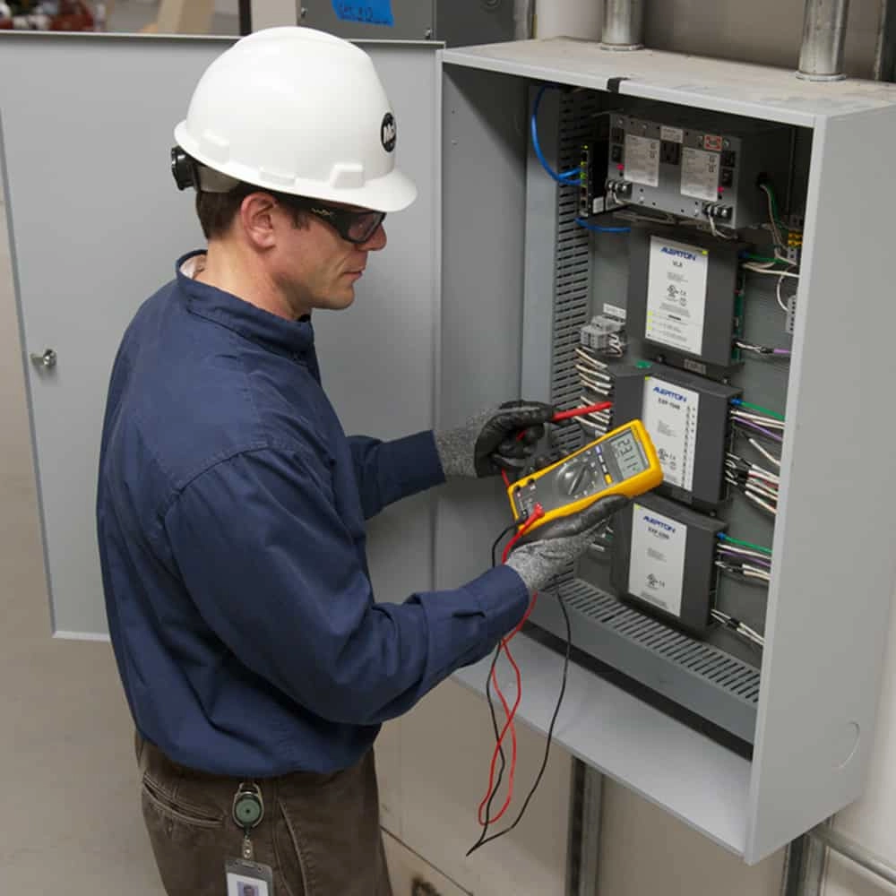 Fluke Digital Multimeters 177 Thumbnail 2