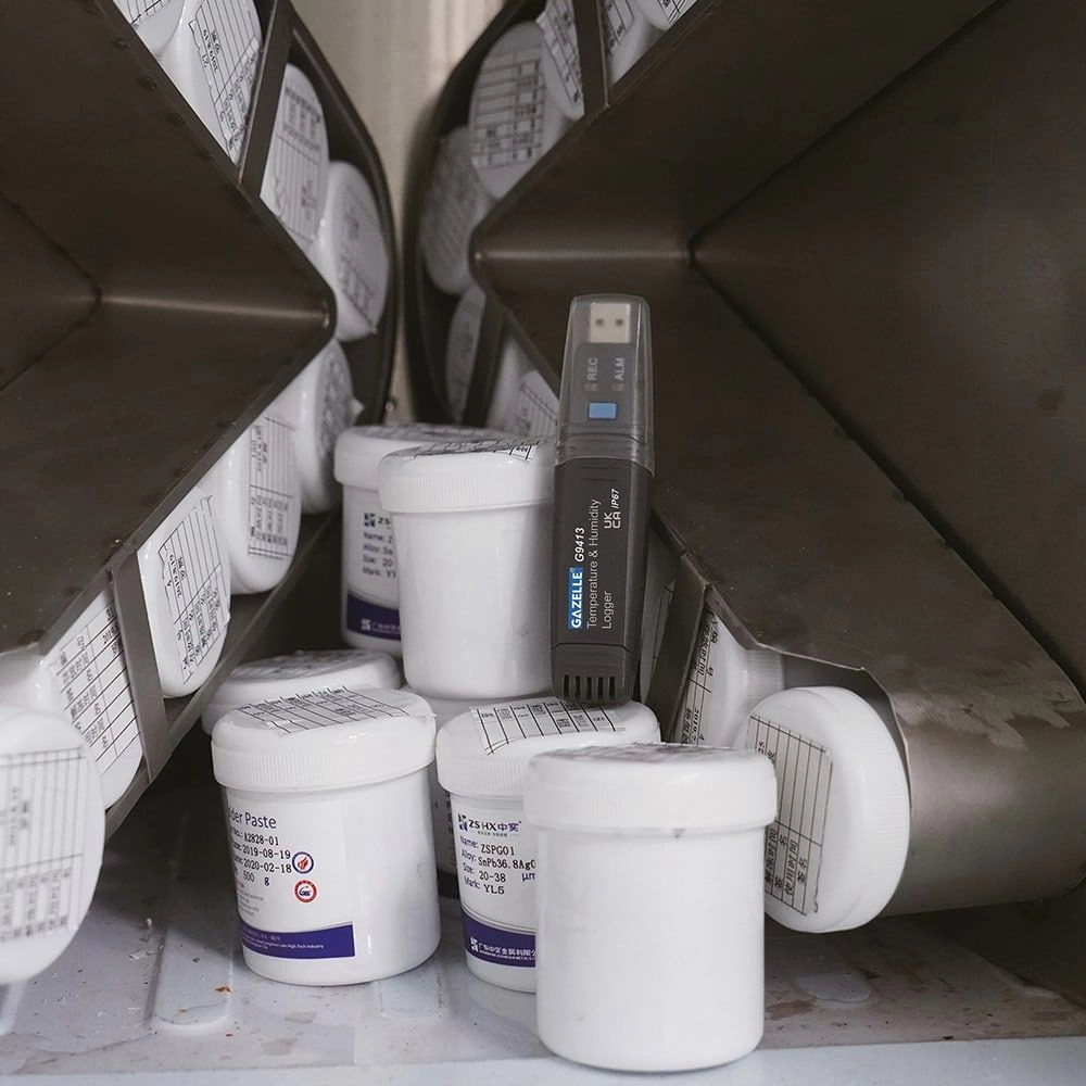 Gazelle Temperature And Humidity Dataloggers G9413 Thumbnail 1