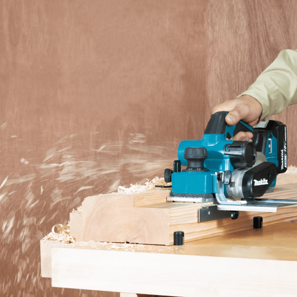 Makita Electric Planers DKP181RTJ Thumbnail 1