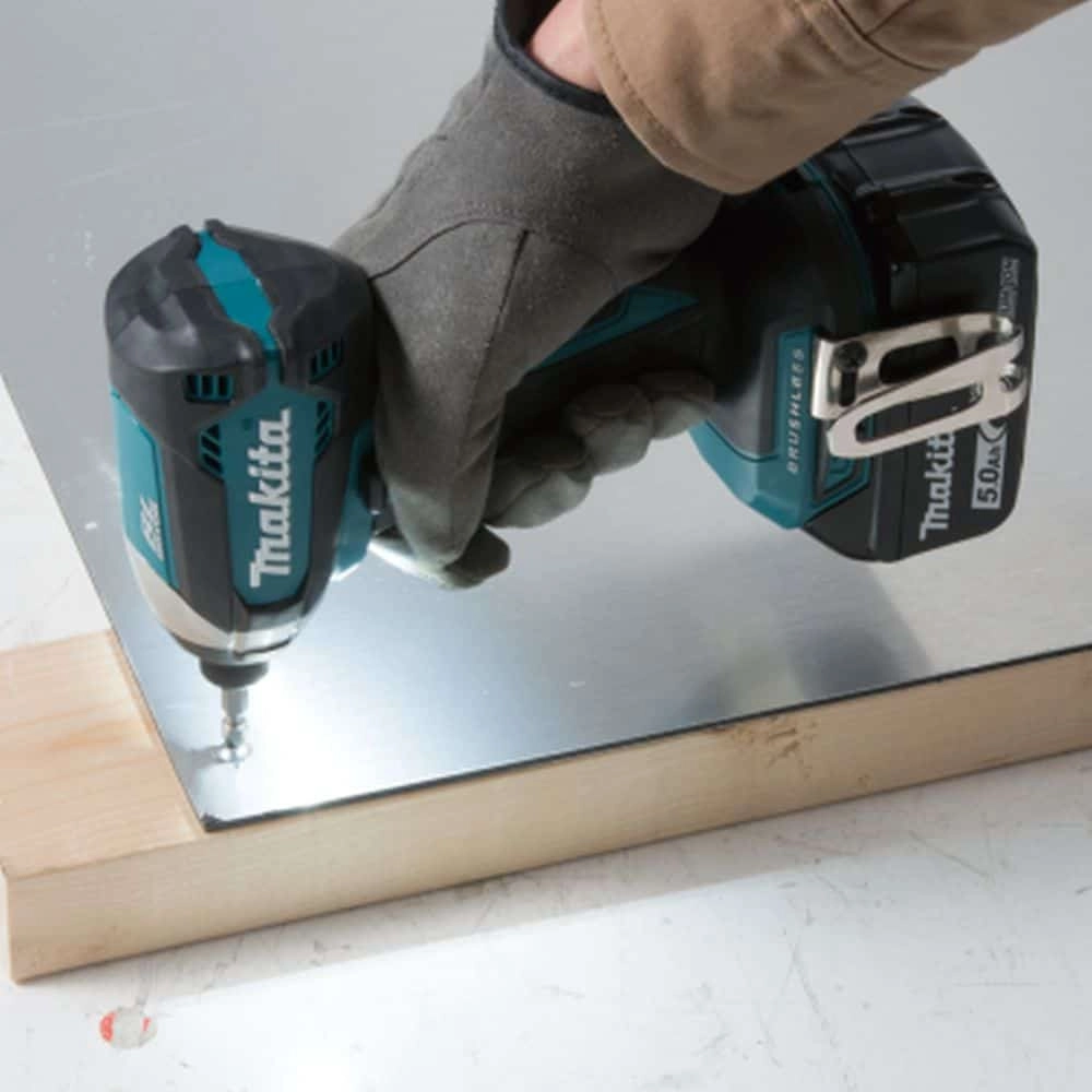 Makita Impact Drivers DTD153RTJ Thumbnail 1