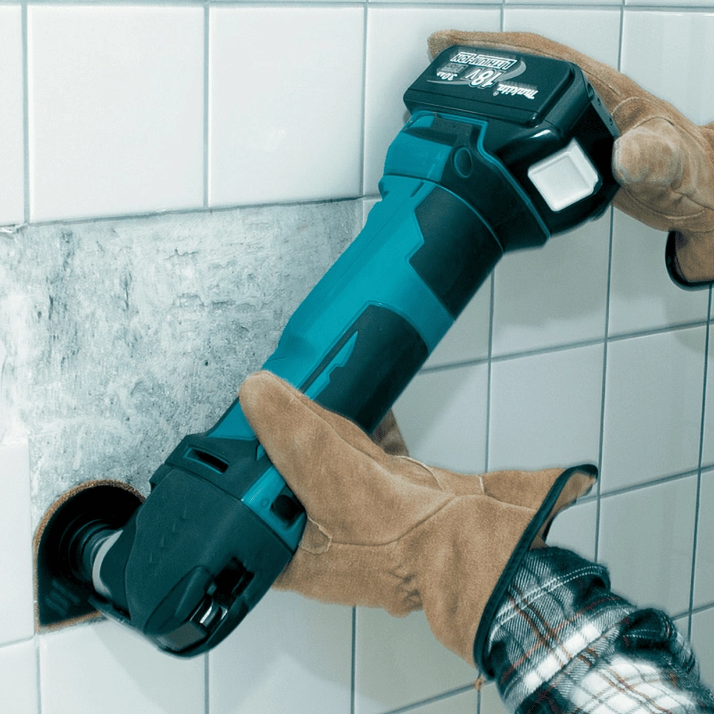 Makita Oscillating Tools DTM51RFJ Thumbnail 1