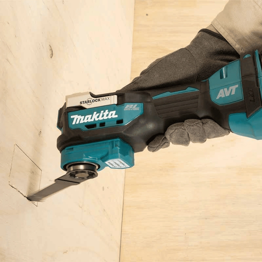 Makita Oscillating Tools DTM52RFJX1 Thumbnail 2