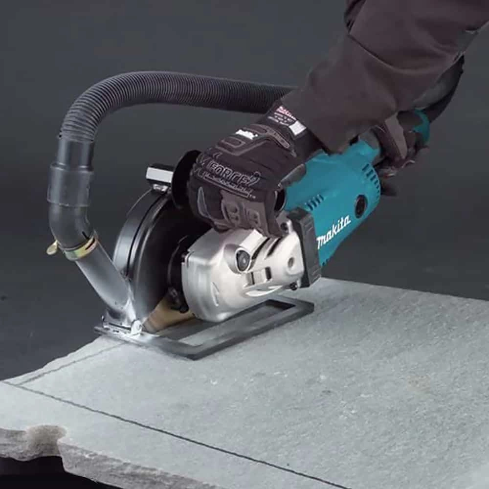 Makita Angle Grinders GA9020 Thumbnail 2