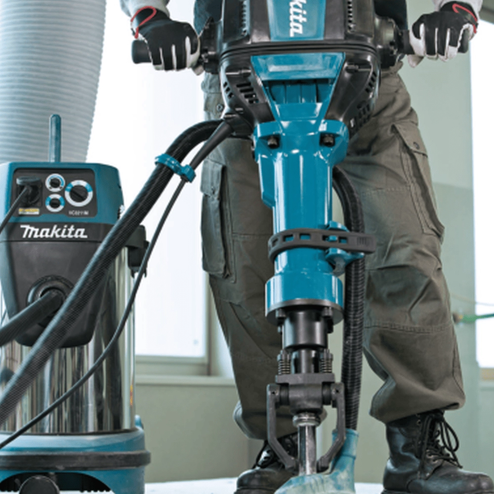 Makita Chipping And Demolition Hammers HM1802 Thumbnail 1